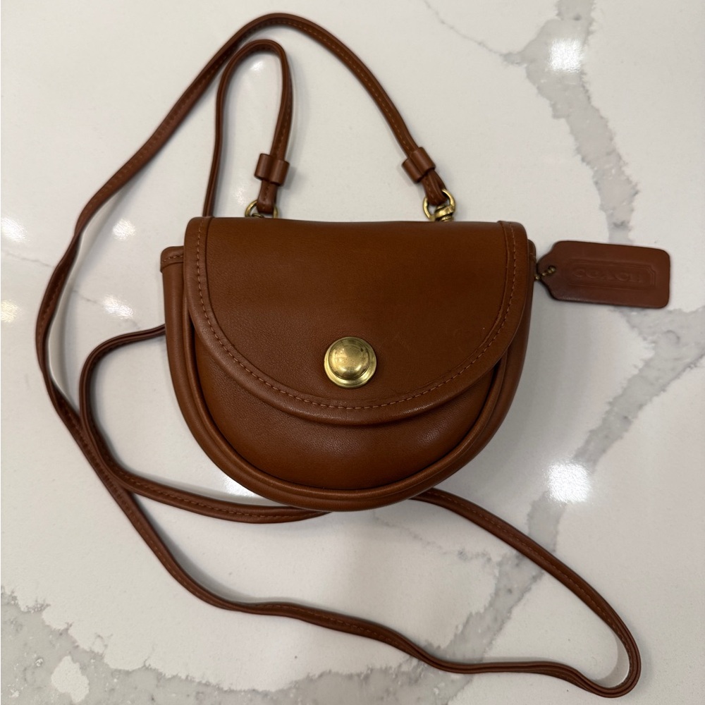 Vintage 90’s Coach Mini Leather Saddle Crossbody / Belt Bag